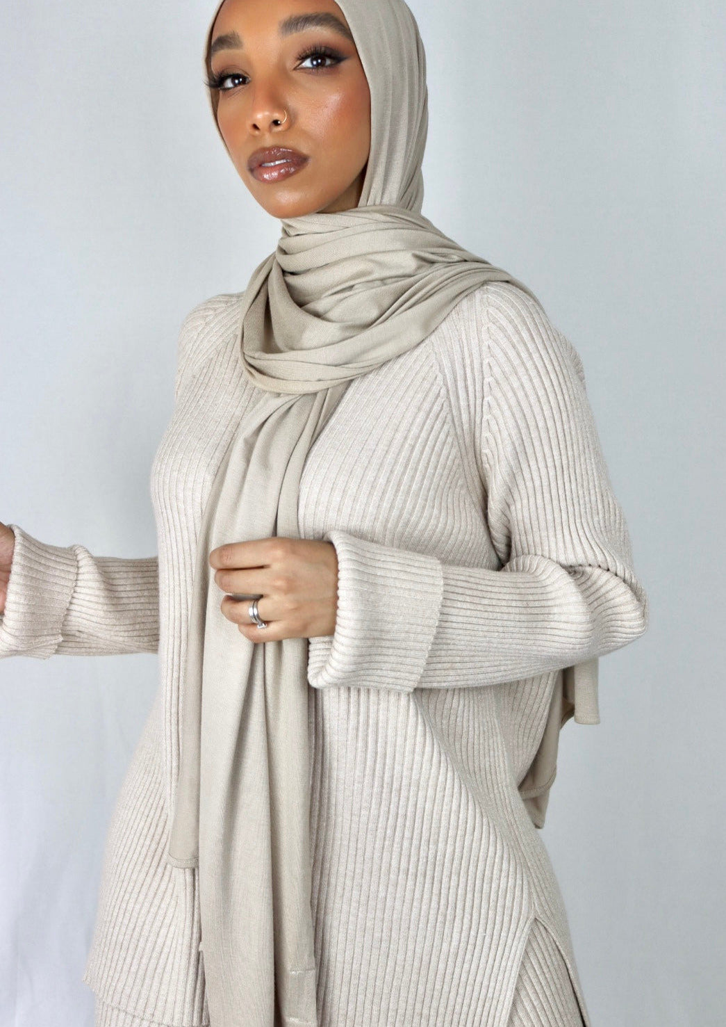 BEIGE RIBBED LOUNGE WEAR SET