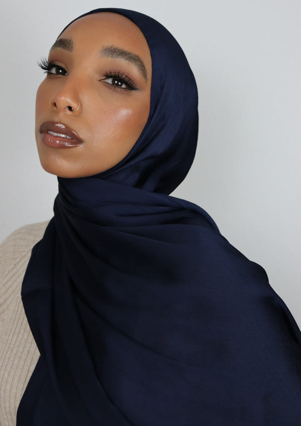 navt texted satin hijab